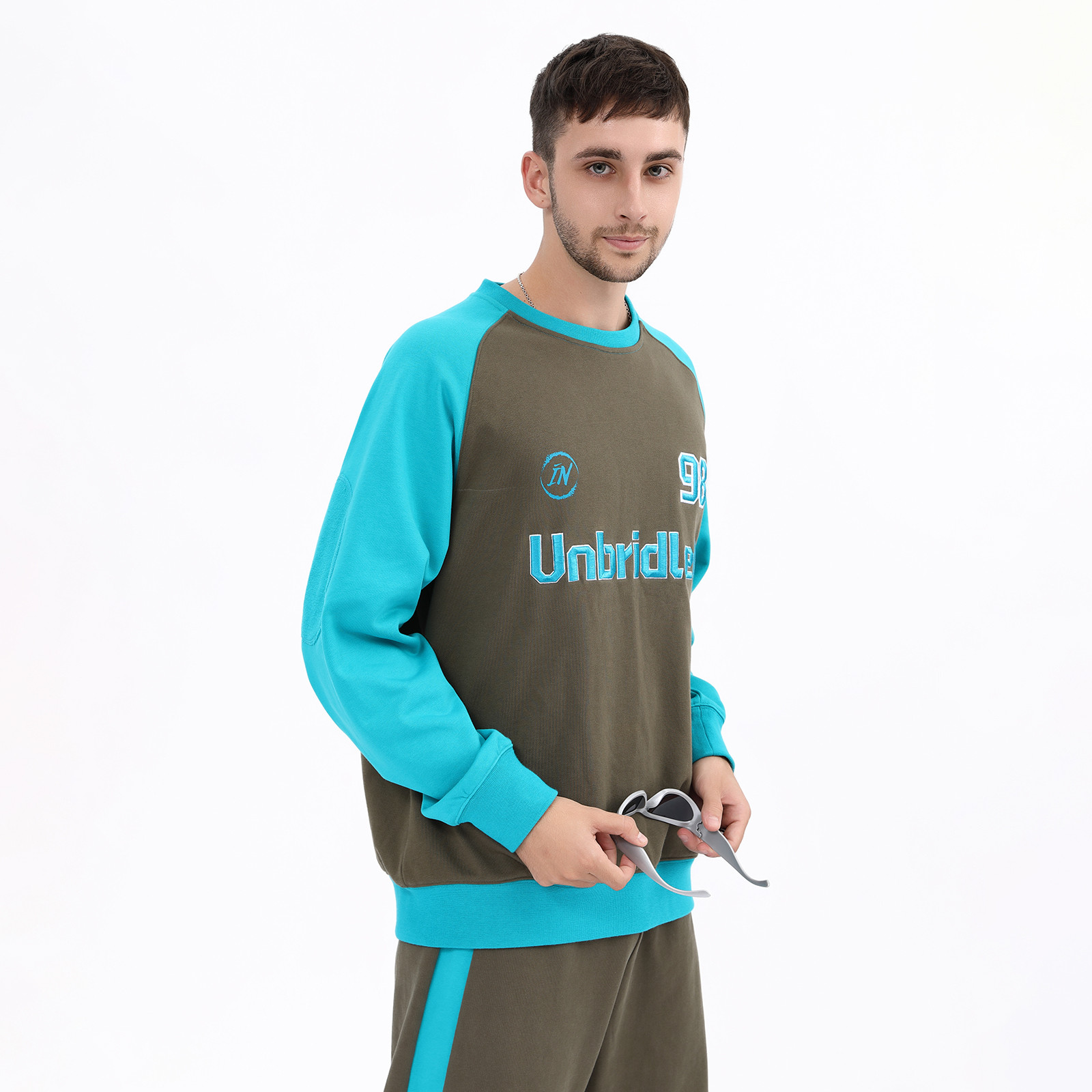 Custom Embroidery Tracksuit Manufacturer