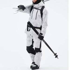 Custom Sports Snowsuit Jackets Manufacturer |   Customized One-piece Ski Suit Jacket Supplier