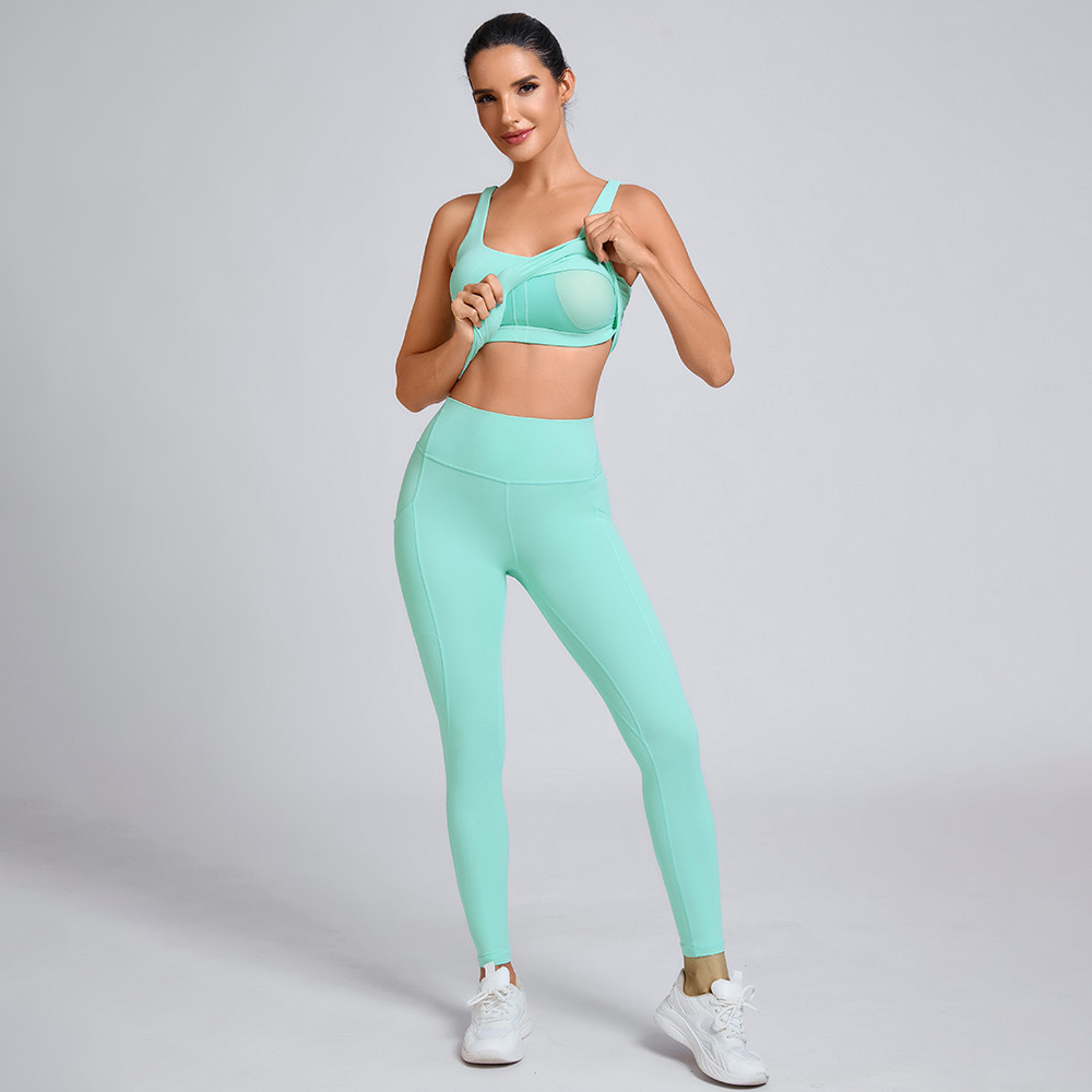 U-neckline sports bra Manufacture