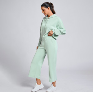 Custom Loose Hoodie Sweatsuit Manufacturer |  Wide Leg Pants Sweatsuit Supplier