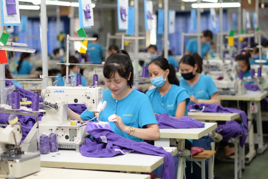 Vietnam sportswear factory