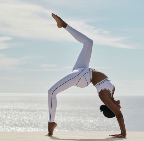 A lógica dos "mais vendidos" mudou? Novas tendências no design de roupas esportivas em 2026.