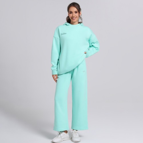 Custom Oversized Hoodie Manufacturer | Athletic Streetwear Sweatsuit Supplier