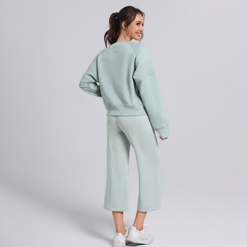 Oversized Crewneck Sweatshirt Manufacturer | Raglan Sleeve Soft Sweatshirt Sweatsuit Supplier