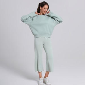 Oversized Crewneck Sweatshirt Manufacturer | Raglan Sleeve Soft Sweatshirt Sweatsuit Supplier