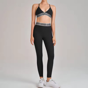 Halter Top Fashion Activewear Manufacturer | Solid Color Back Running Yoga Sportswear suppliers