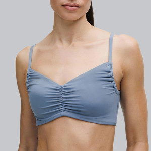 Custom OEM Ruched Front V-Neck Sports Bra Manufacturer | High Waist Biker Shorts Set supplier
