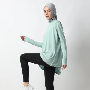 Custom Asymmetric Hem Long Sleeve Yoga Top Hijab Supplier | Modest Activewear Supplier