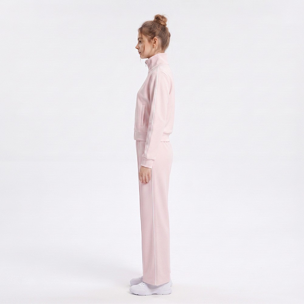 cream tracksuit factory
