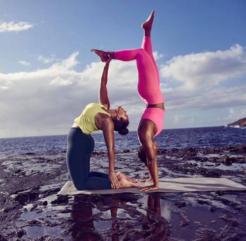 How to Choose the Right Yoga Clothes?