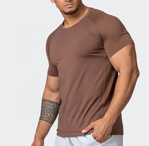 5 Reasons to Buy Sports T-Shirts for Men