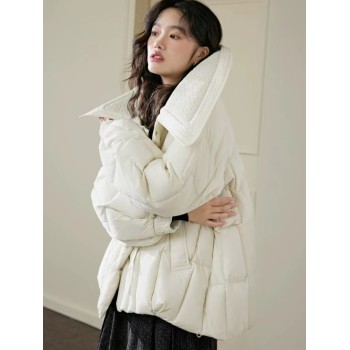 White Down Jacket Lapel Autumn Winter New Women's Warm Black Jacket Small Man Top