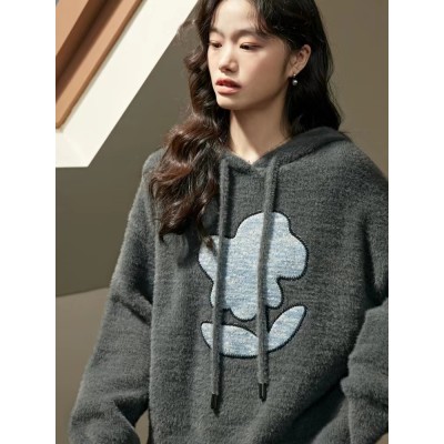 Gray hooded imitation mink sweater women 2023 new autumn and winter design sense plush sweater knitwear
