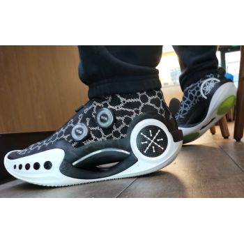 Chinese Li Ning Yi Technology Lightweight and Breathable Shoe fast  speed Wei De 9