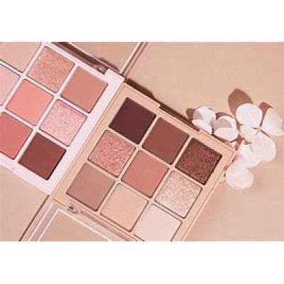 西西莉亚 温柔奶茶盘，九色眼影盘哑光防水