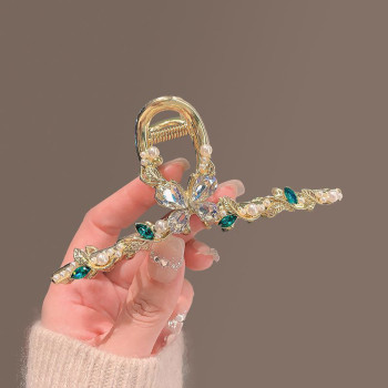 Grab clip large-sized high-end metal hair volume, butterfly pearl retro shark clip, beautiful gemstone hair clip design