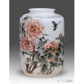 Unique Ceramic Ornaments: Transform Your Space with Modern Decorative Vases and Artistic Flair