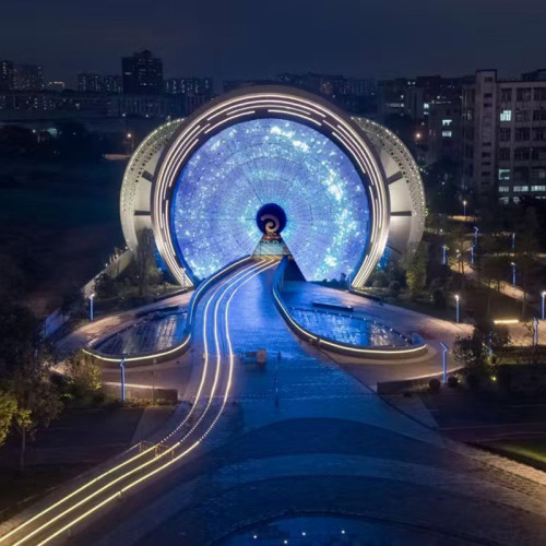 Открытие выставочного центра производства в Шунде, способствующее глобализации продукции из Жунгуя.