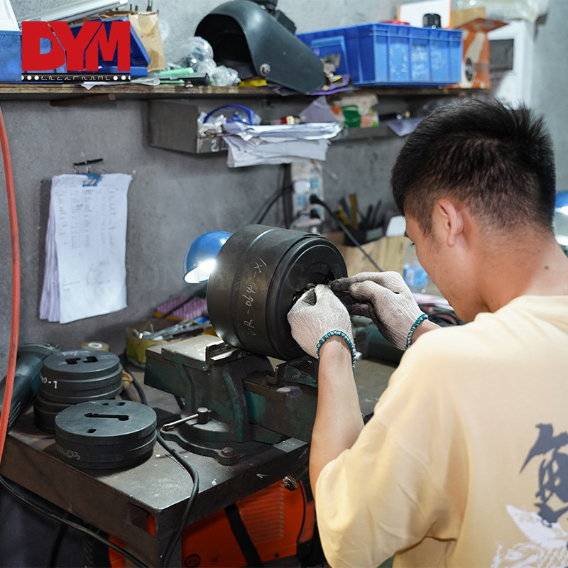 DYM extrusion mold production