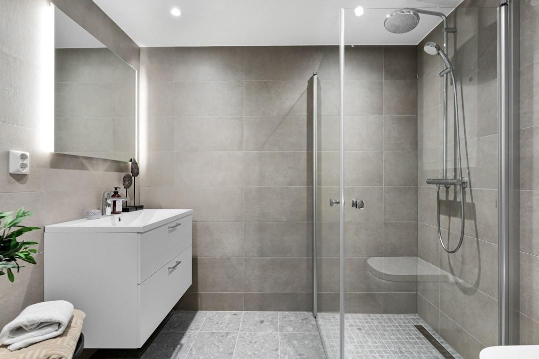 The Ultimate Guide to Aluminium Tile Trim: Function, Style, and Installation for a Flawless Finish