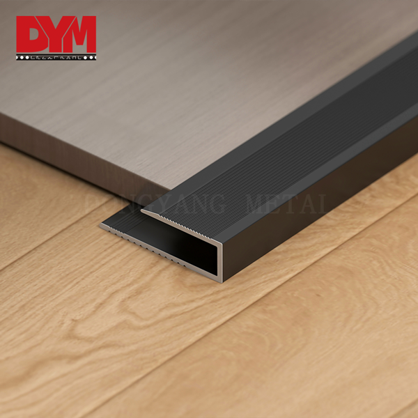 C-Shaped Tile Trim For Wall Panel
