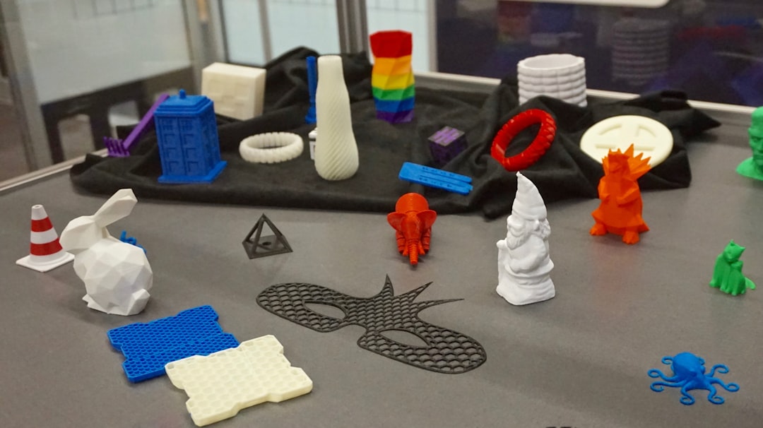 Diagram showing the workflow from 3D printed prototype to injection molded mass production
