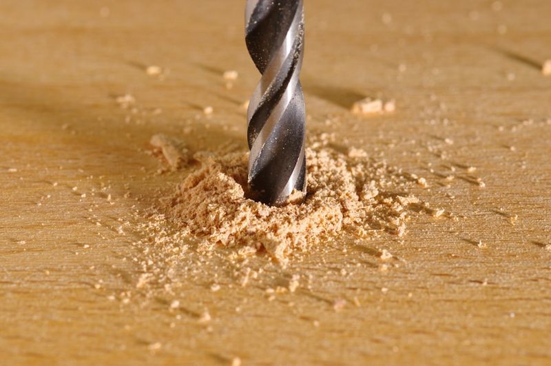 CNC machine tools and machining equipment for drilling and threading metal parts