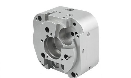 Custom CNC Machining for the Food and Beverage Industry: Stainless Steel Solutions