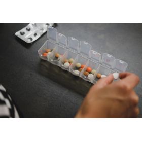 7-Slot Keychain Pill Dispenser with Anti-Mix Design - BPA-Free Portable Travel Pill Organizer