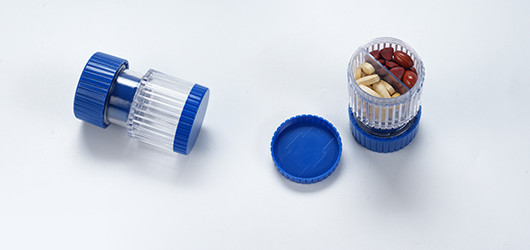 How to Select a Pill Organizer for Elderly Care