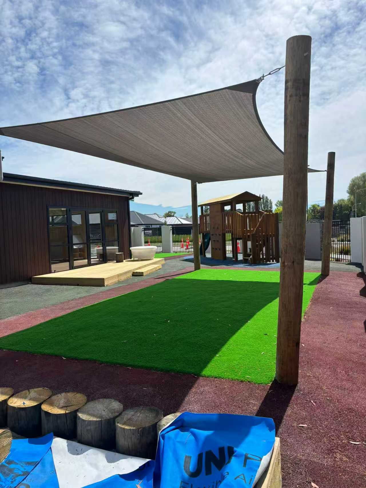 Blue EPDM kindergarten playground surface New Zealand