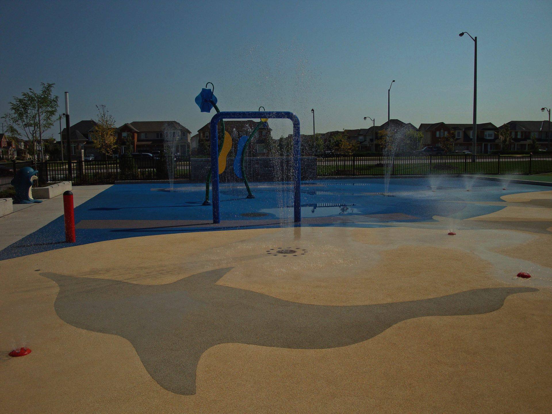 Colorful EPDM surfacing for a splash pad