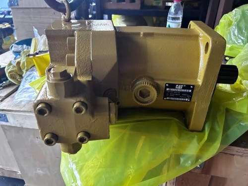 CAT E395 Swing Motor Caterpillar Excavator OEM Replacement Part 593-3840 Rotary Motor