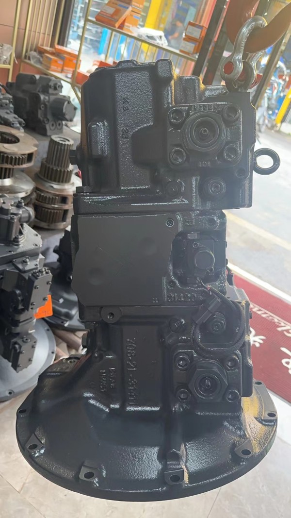 Komatsu PC200-8 Hydraulic Main Pump Assembly 708-2L-00500 OEM Replcement Part