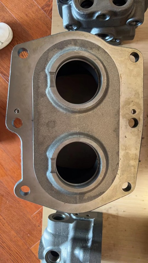 Hydraulic Pump Middle Cover Shell for Hitachi ZX200-3 excavator