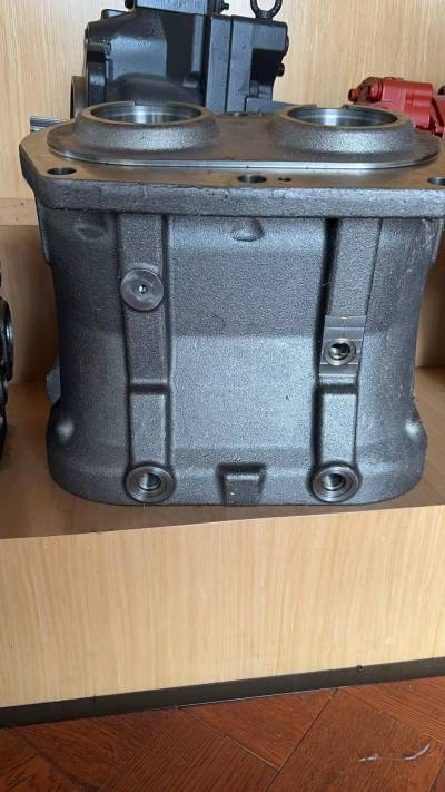 Hydraulic Pump Middle Cover Shell for Hitachi ZX200-3 excavator