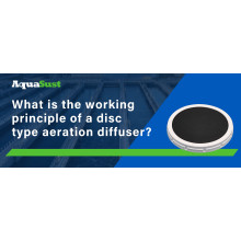 What is the working principle of a disc type aeration diffuser?