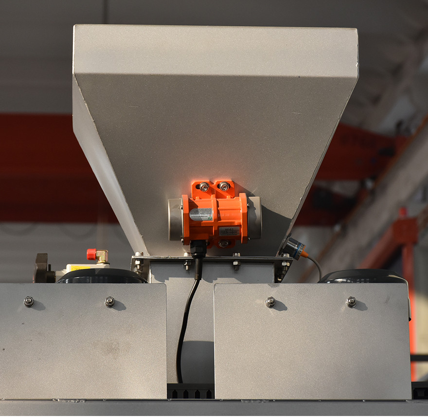 Dosing system-details display
