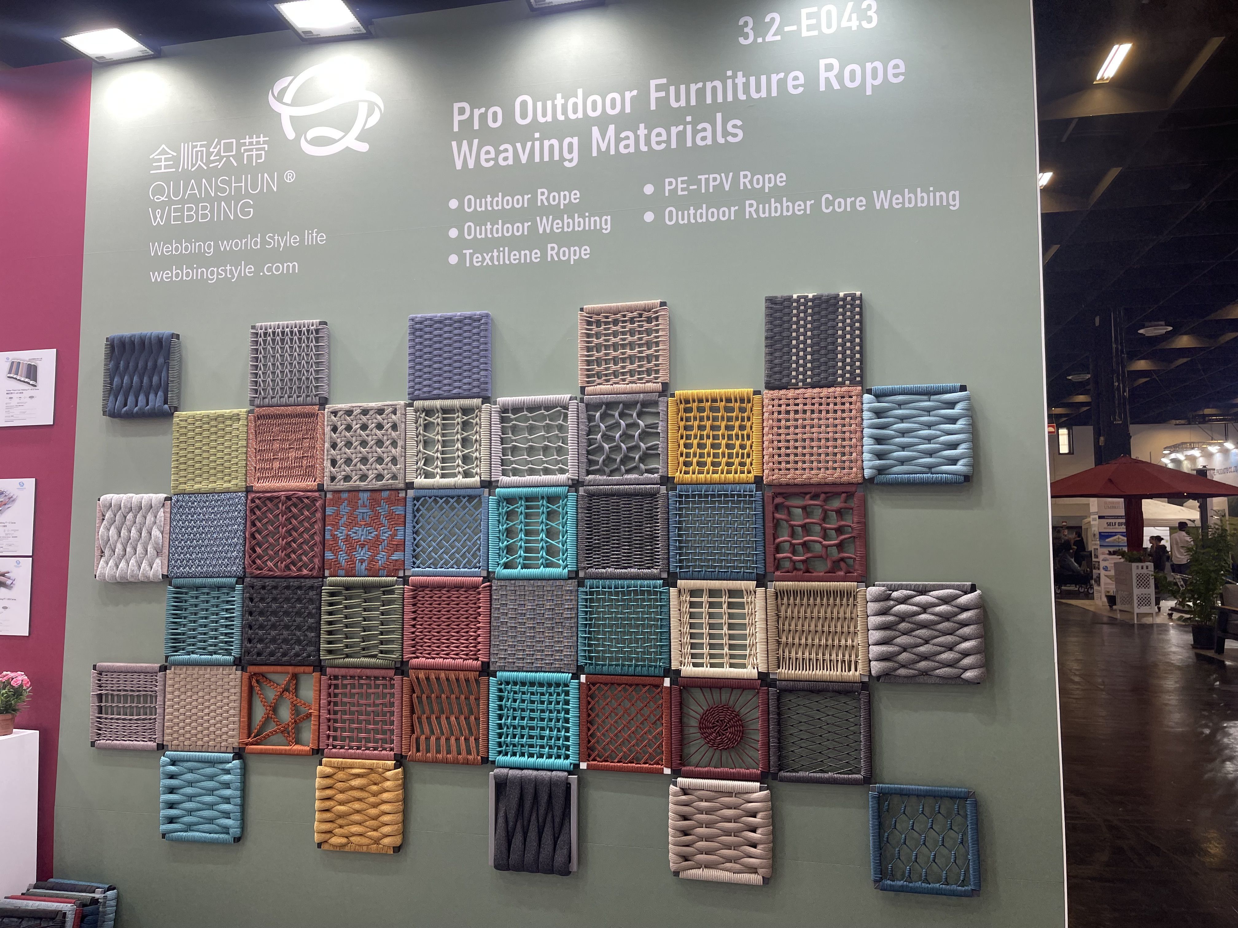 Outdoor furniture exhibition，A variety of webbing