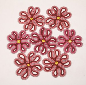 Floral Petal Rope-Woven Rug (7-Piece Round Assembly)