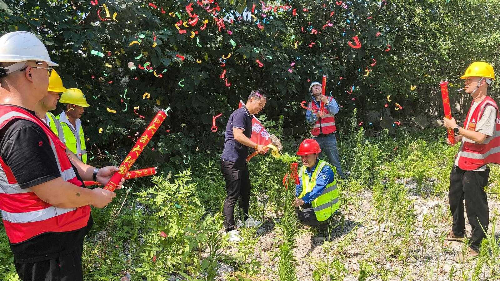 Quanshun Webbing New Factory Pile Driving Ceremony