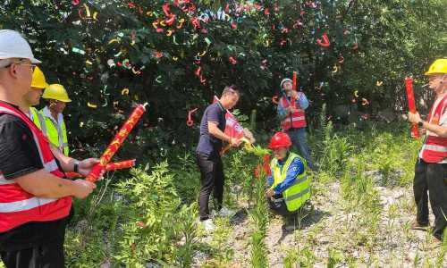 Quanshun Webbing New Factory Pile Driving Ceremony