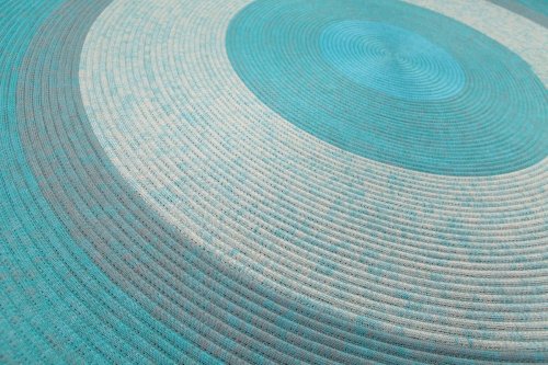 Blue-White Bullseye Round Polyester Rope-Woven Carpet