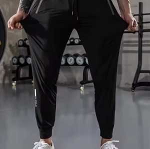 Custom Lightweight Men's Sports Running Pants Manufacturer | Quick-drying Jogging Pants For The Gym Active Training Pants For The Track