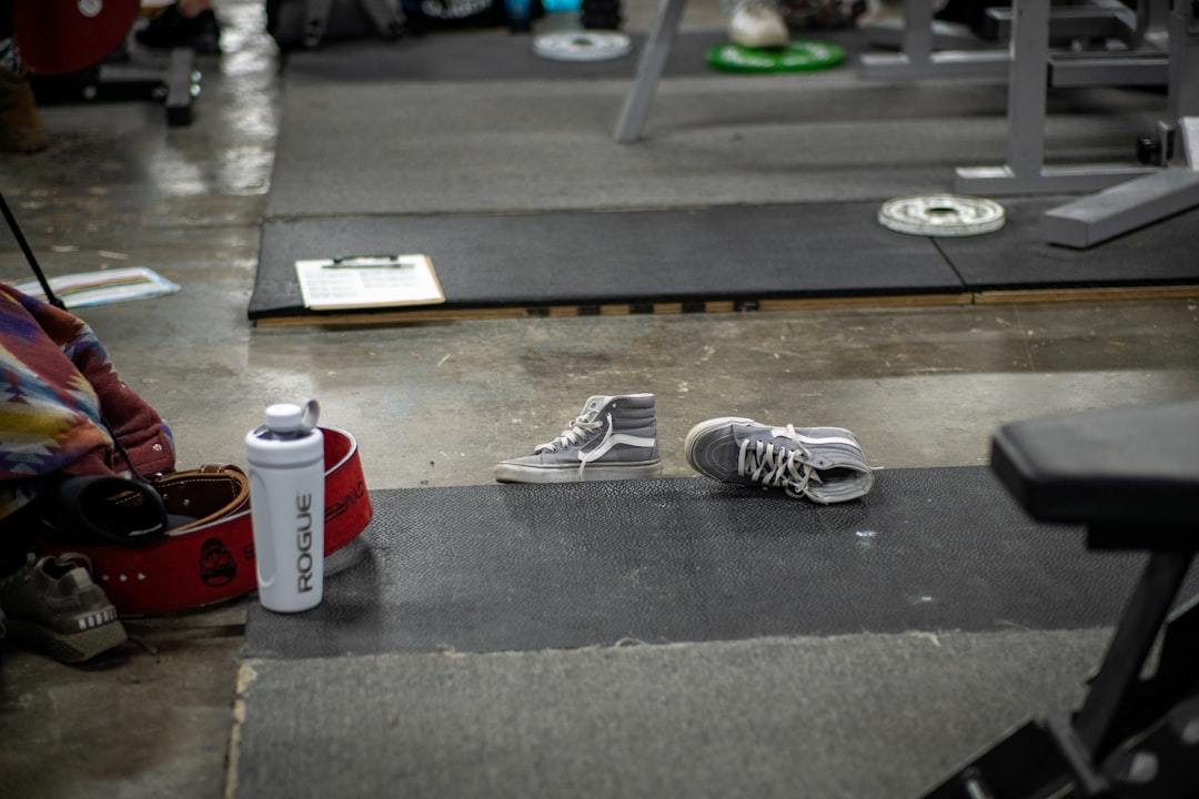 Navigating the New Era: How to Choose a Custom Gym Wear Manufacturer for Sustainable Success & Brand Growth