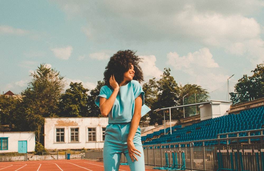 How to Choose the Right Women's Gym Wear Manufacturer for Your Activewear Brand