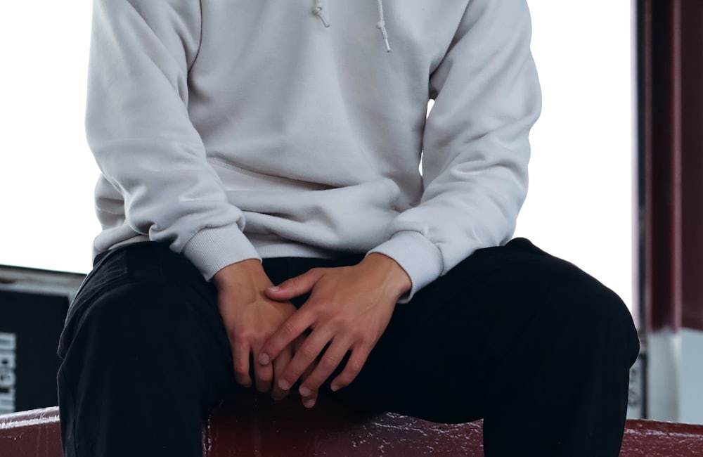 How to Choose the Right Sleeveless Hoodies Manufacturer for Your Fitness Brand