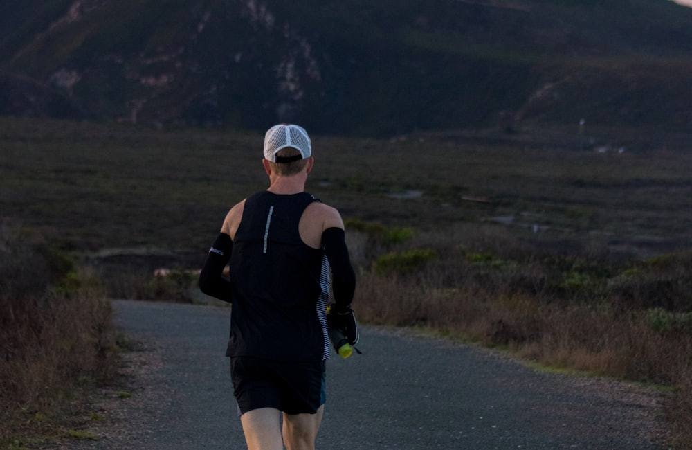 How to Choose the Right Running Wear Manufacturer for Your Sportswear Brand