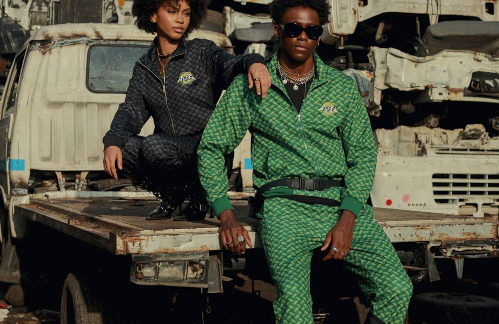 How to Choose the Right Tracksuits Sets Manufacturer for Your Clothing Brand