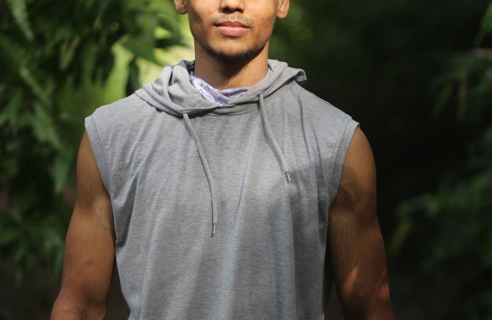 Sleeveless Hoodies garment fit, construction, and performance detail